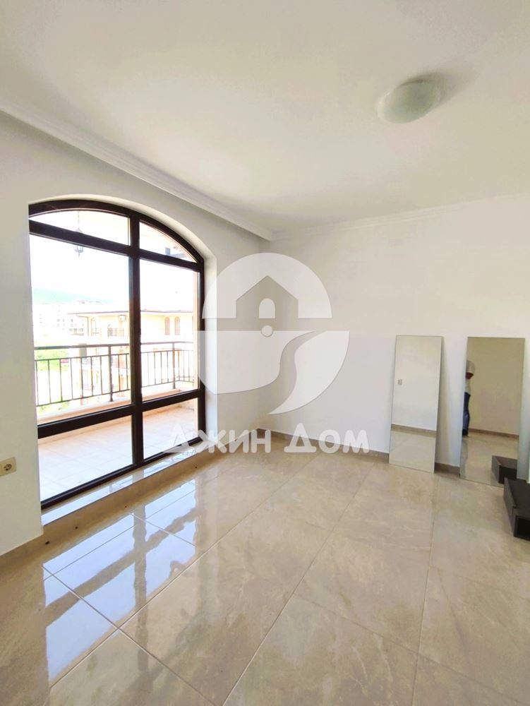 Просторен тристаен апартамент в к-с „Стар Дриймс“, гр. Свети Влас - 0