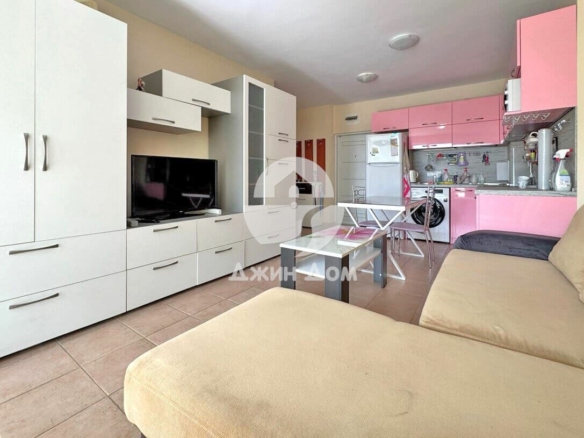 Просторен двустаен апартамент в к-с „Сий Дриймс“, к.к. Слънчев бряг - 0