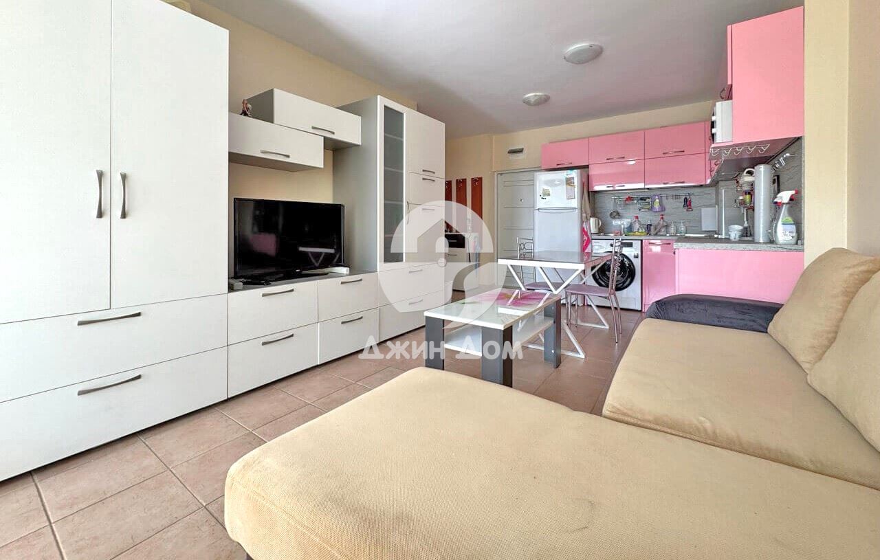 Просторен двустаен апартамент в к-с „Сий Дриймс“, к.к. Слънчев бряг - 0