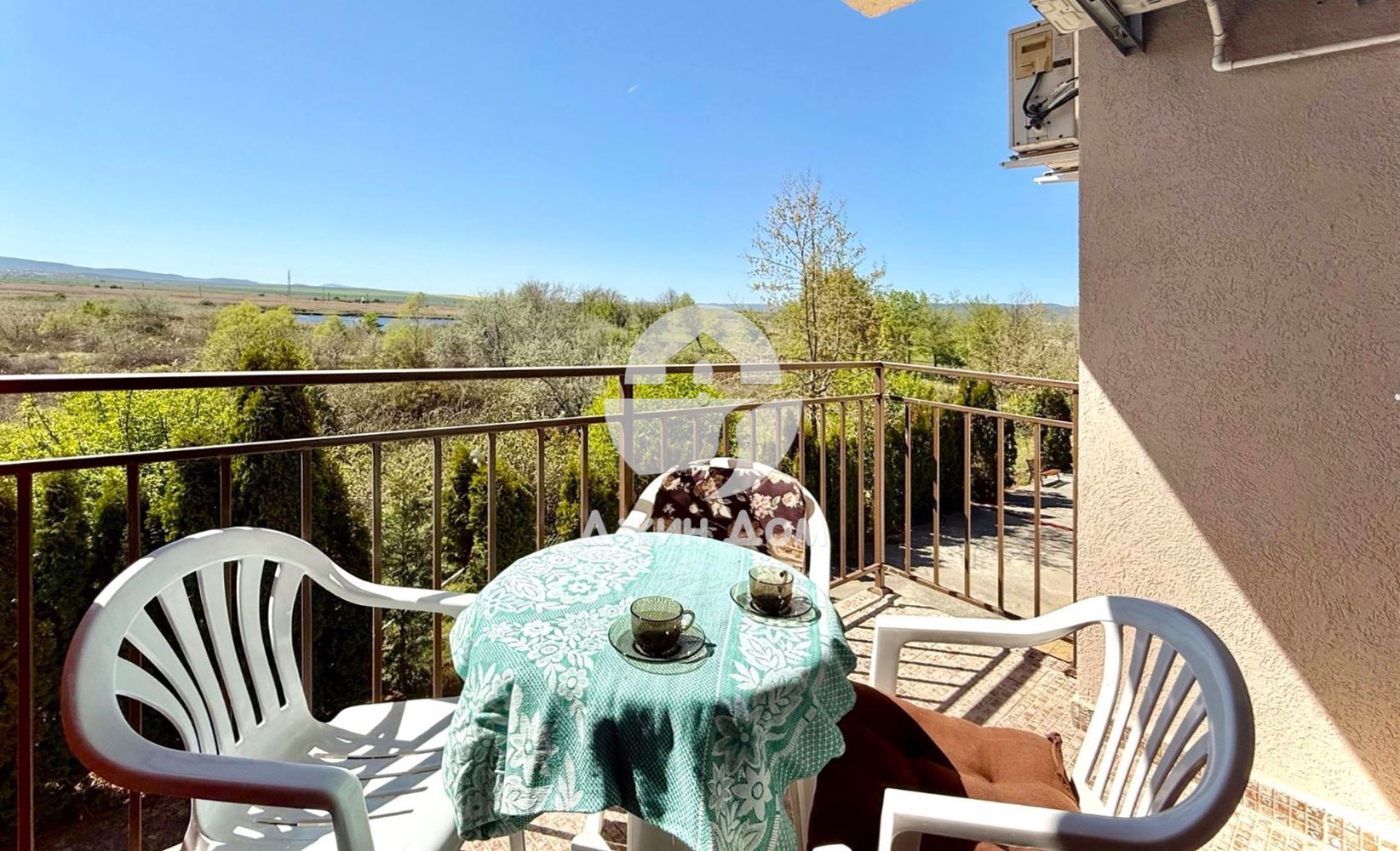 Тристаен апартамент в к-с „Холидей Форт Голф Клуб“, к.к. Слънчев бряг - 0