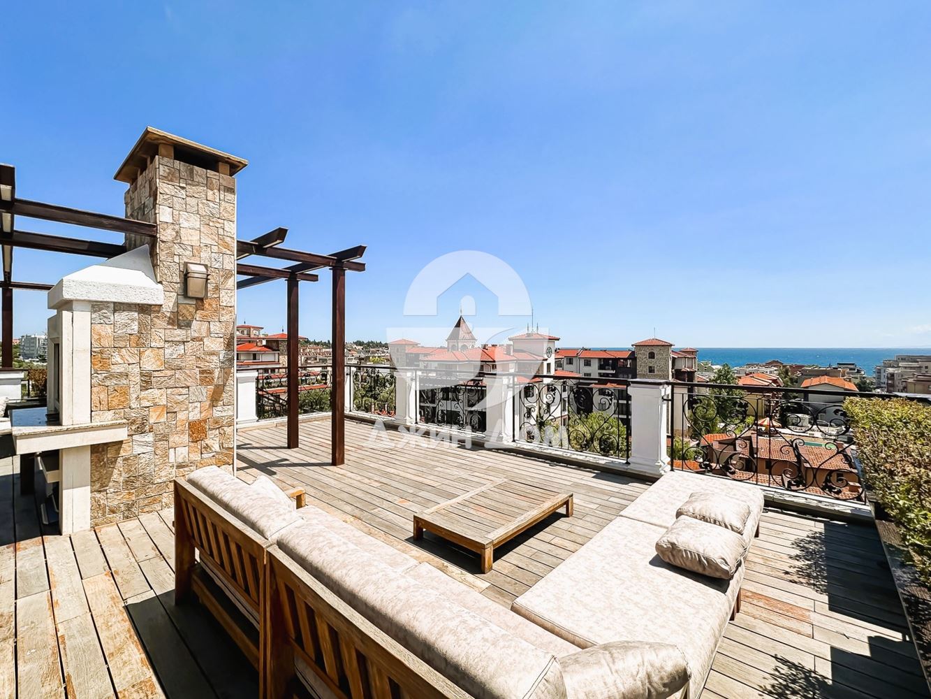 Многостаен триетажен пентхаус с ПАНОРАМА МОРЕ в к-с Естебан, Несебър - 0