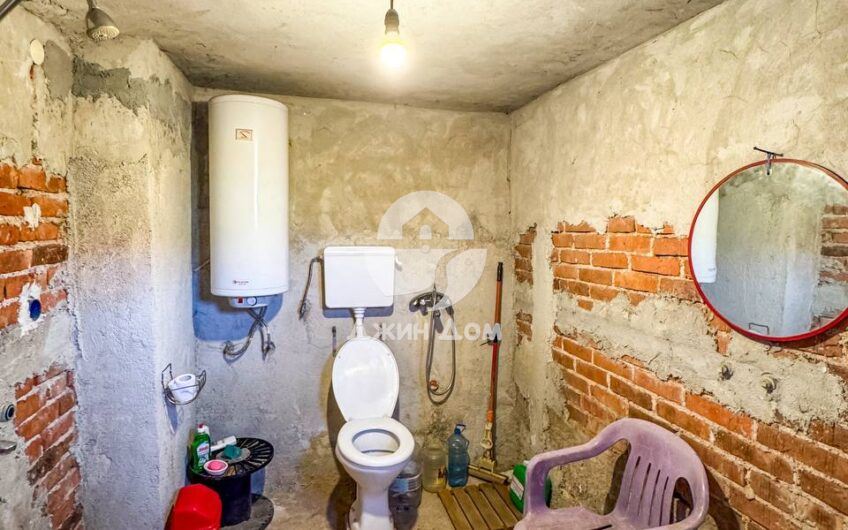 Двуетажна къща с двор в гр. Средец - 0