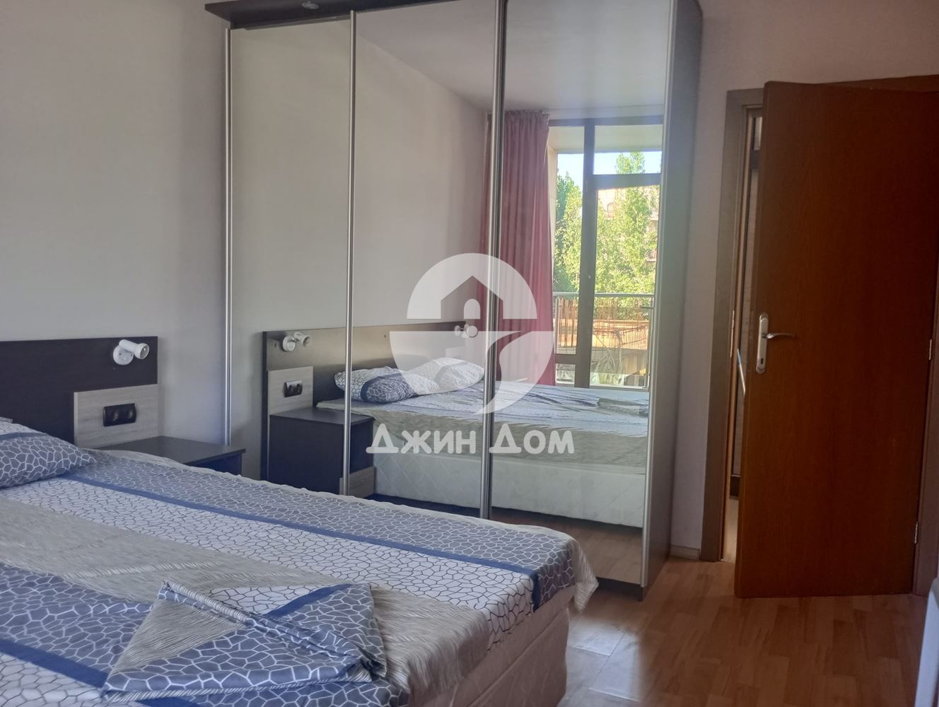 Тристаен апартамент в к-с „Идън“, к.к. Слънчев бряг - 0