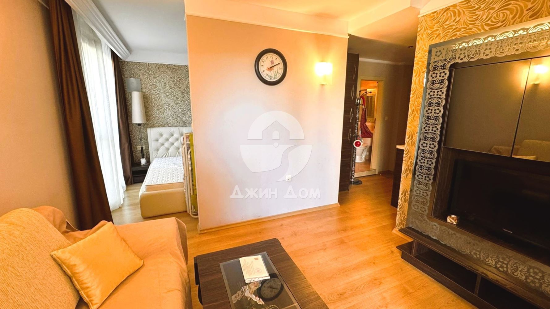 Обзаведен двустаен апартамент в к-с Хармони Палас, к.к. Слънчев бряг - 0