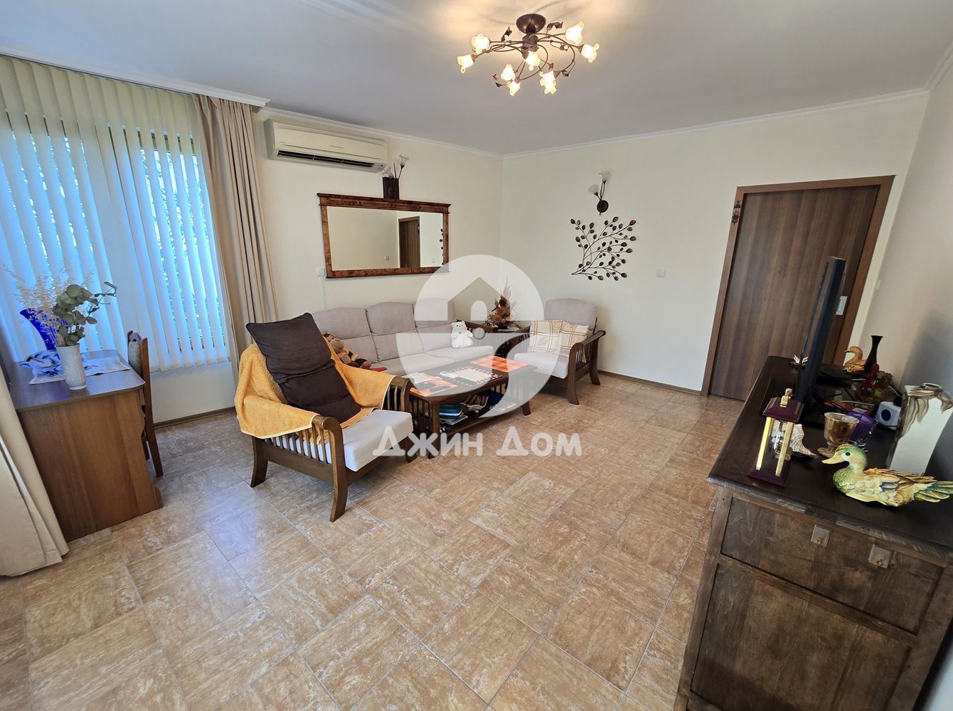 Тристаен апартамент БЕЗ ТАКСА в сграда „Булевард“, гр. Несебър - 0