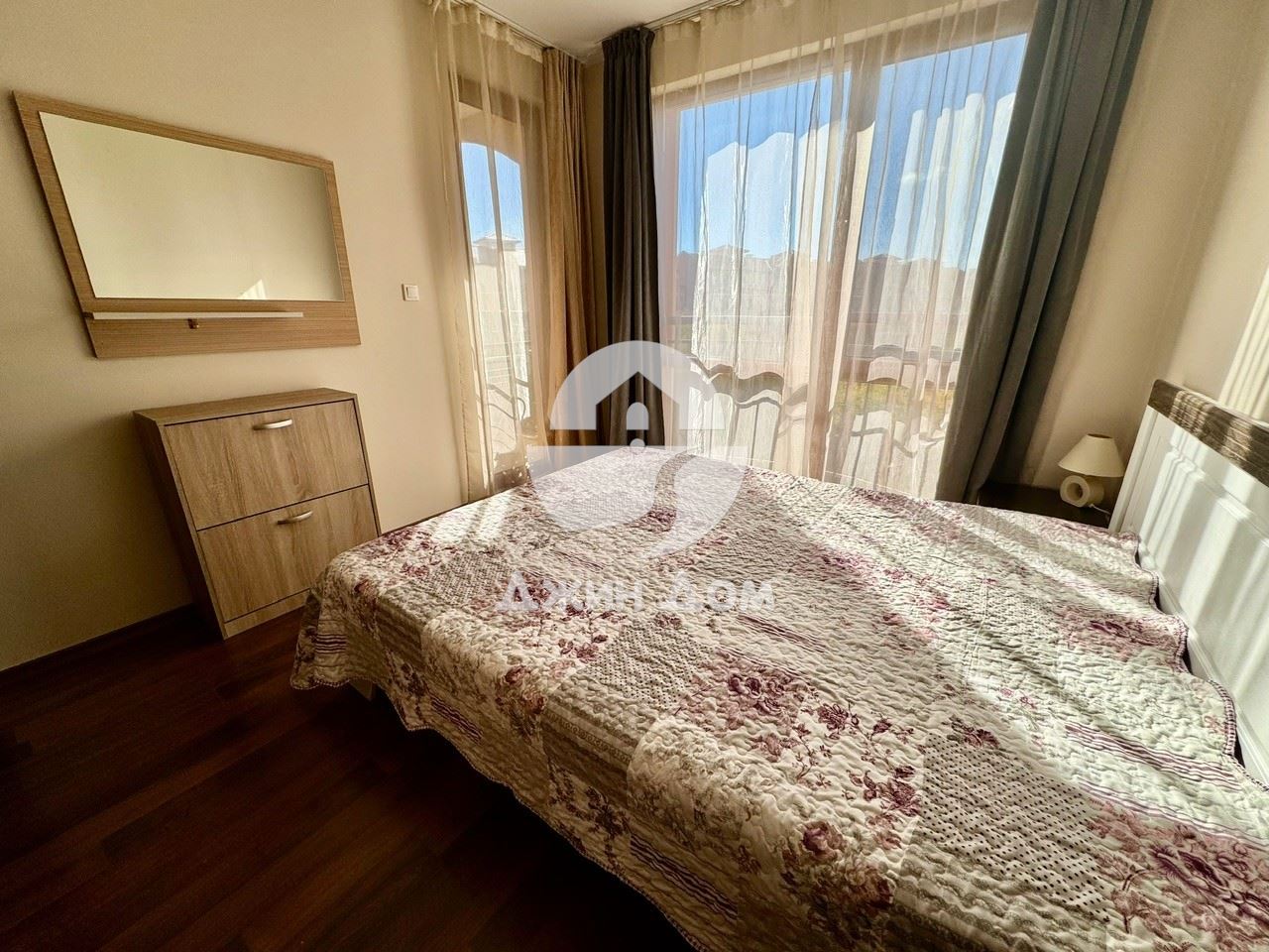 Просторен двустаен апартамент в к-с Хармони Сюитс 1, к.к. Слънчев бряг - 0