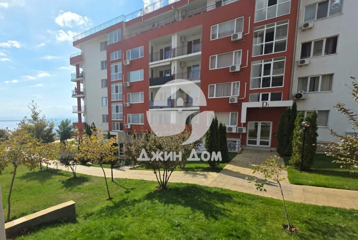 Двустаен апартамент с ГЛЕДКА МОРЕ в к-с „Панорама Форт Бийч“, Св. Влас - 0