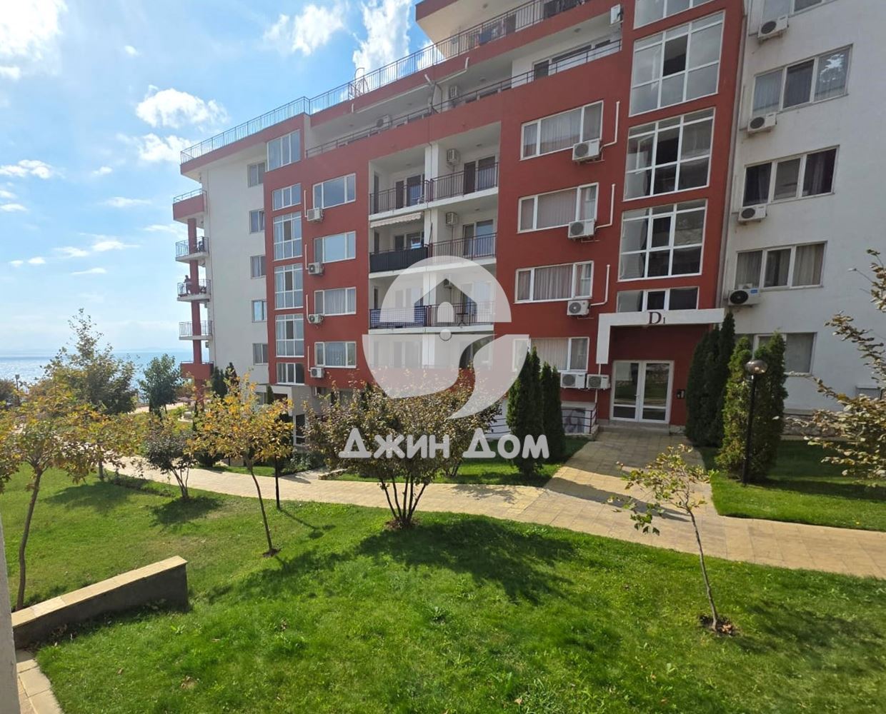 Двустаен апартамент с ГЛЕДКА МОРЕ в к-с „Панорама Форт Бийч“, Св. Влас - 0