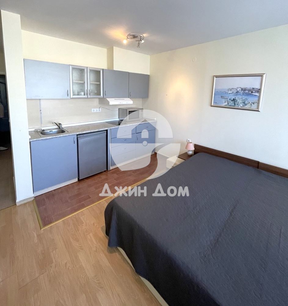 Едностаен апартамент в к-с Ривиера Форт Бийч, с. Равда - 0