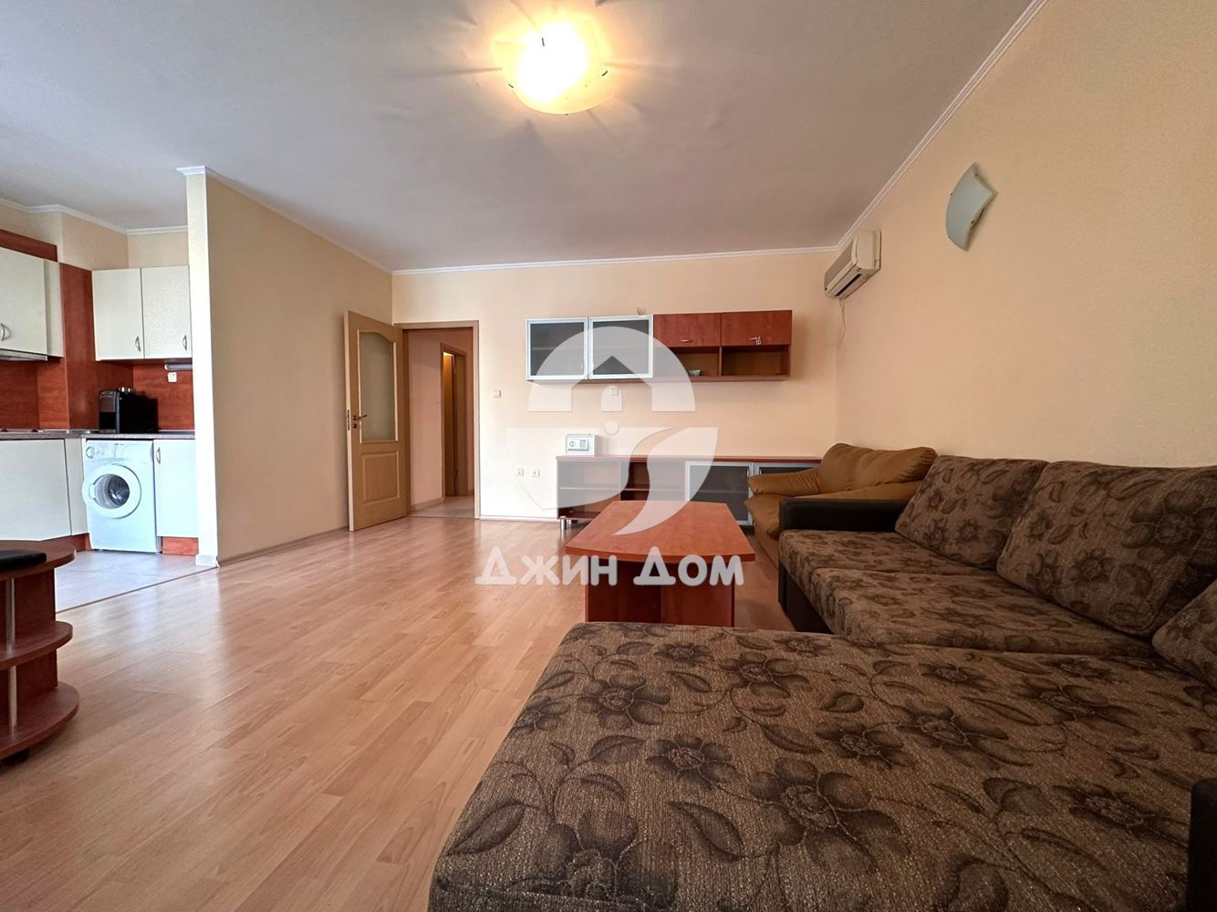 Двустаен апартамент в к-с „Съни Форт“, к.к. Слънчев бряг - 0