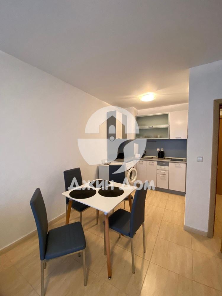 Двустаен апартамент с НИСКА ТАКСА в к-с „Азуро“, к.к. Слънчев Бряг - 0