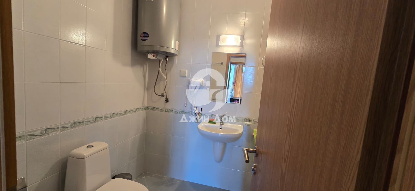 Просторен тристаен апартамент с ГЛЕДКА МОРЕ в к-с Винеярдс, гр. Ахелой - 0