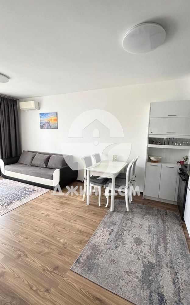 Двустаен апартамент с ГЛЕДКА МОРЕ в к-с “Морски Бряг”, гр. Свети Влас - 0