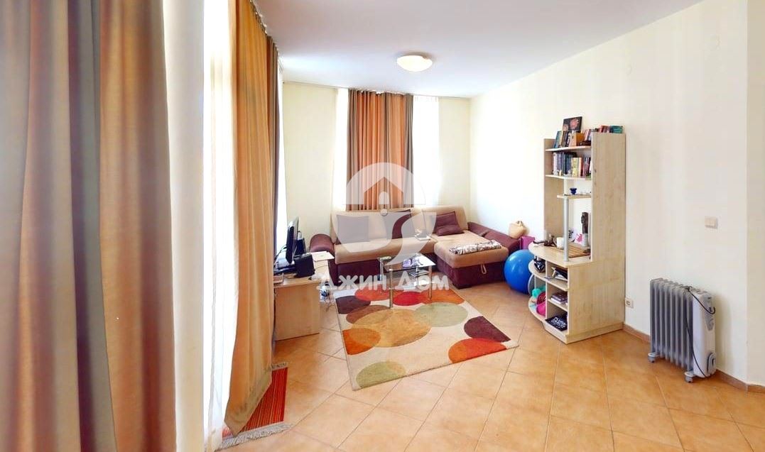 Просторен тристаен апартамент в к-с „Барко дел Сол“, к.к. Слънчев бряг - 0