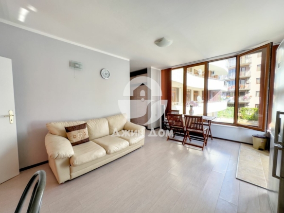 Тристаен апартамент в к-с „Идън“, к.к. Слънчев бряг - 0