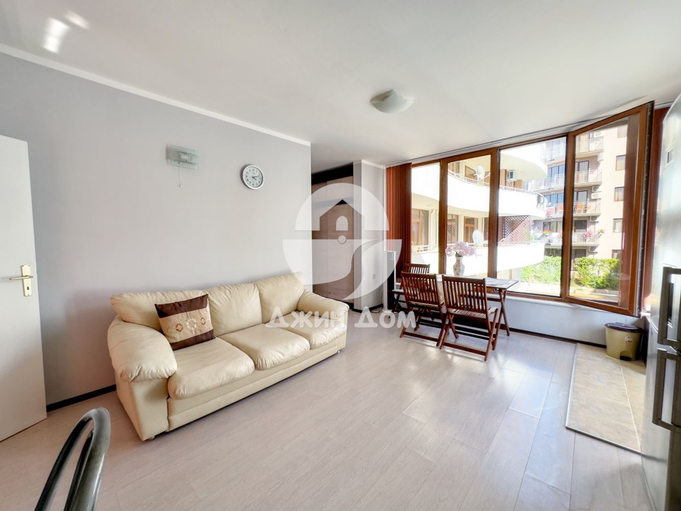 Тристаен апартамент в к-с „Идън“, к.к. Слънчев бряг - 0