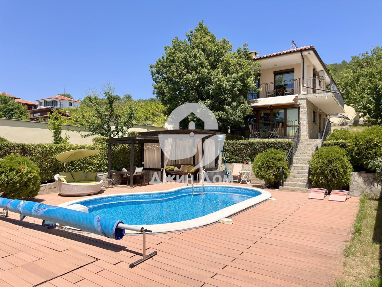 Двуетажна къща с ГЛЕДКА МОРЕ в с. Кошарица - 0