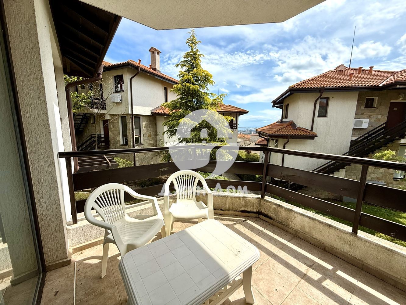 Тристаен мезонет с ГЛЕДКА МОРЕ в к-с „Бей Вю Вилас“, с. Кошарица - 0