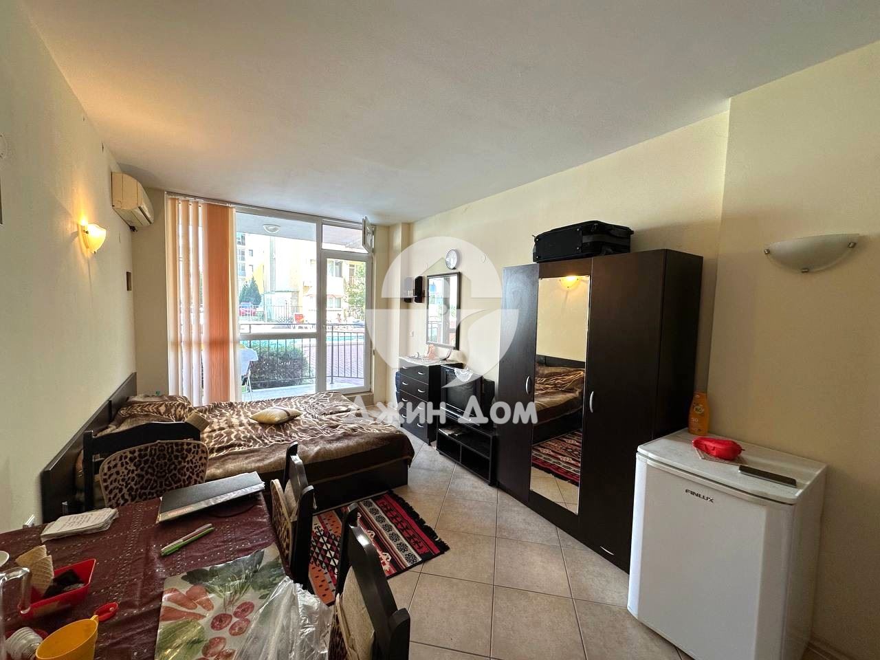 Просторен едностаен апартамент в к-с Сънсет Бийч 4, к.к. Слънчев бряг - 0