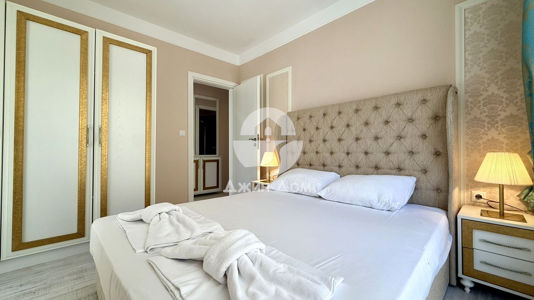 Двустаен апартамент в к-с Хармони Сюитс Монте Карло, Слънчев бряг - 0