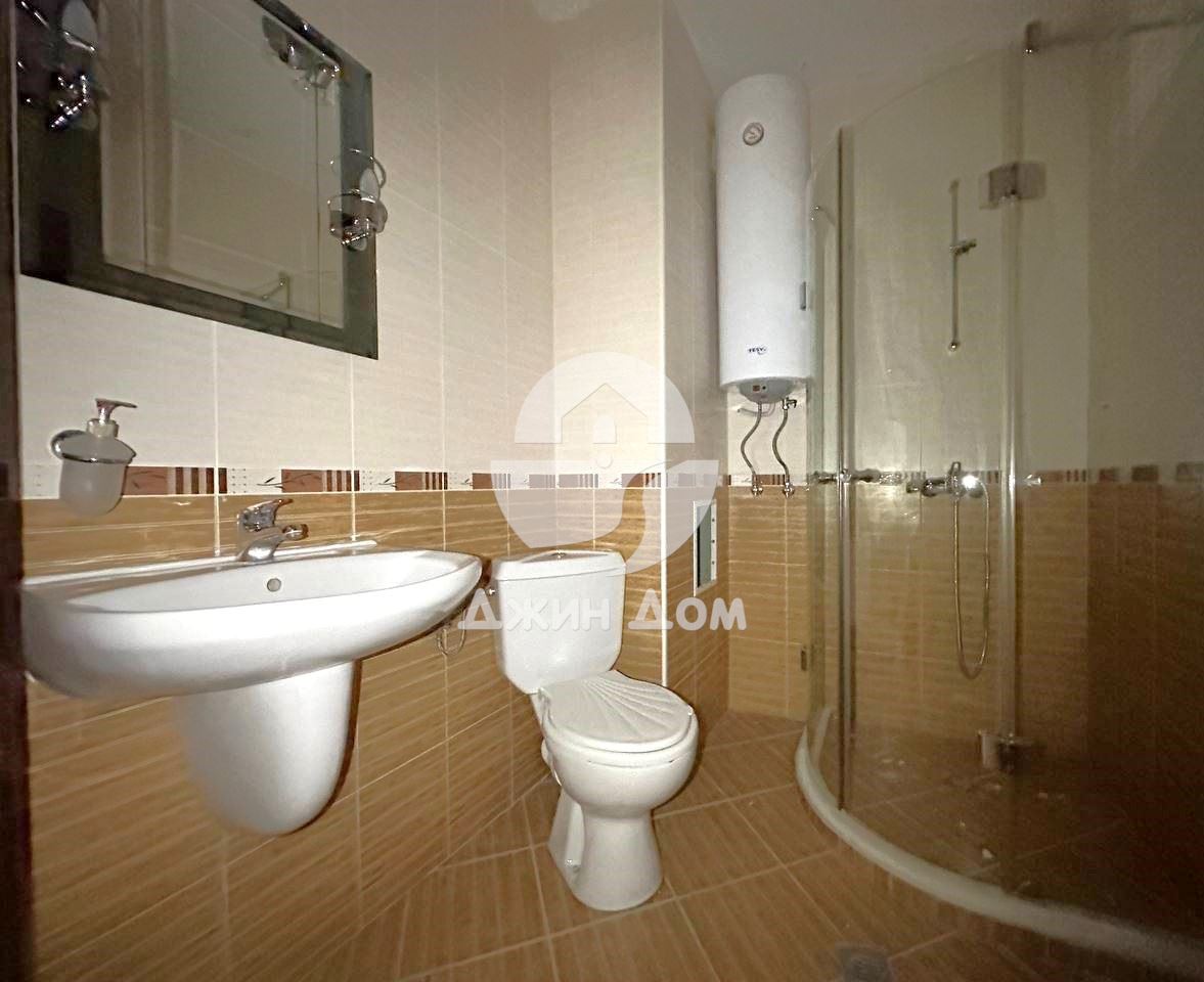 Просторен тристаен апартамент в Каскадас Фемили Резорт, Слънчев бряг - 0