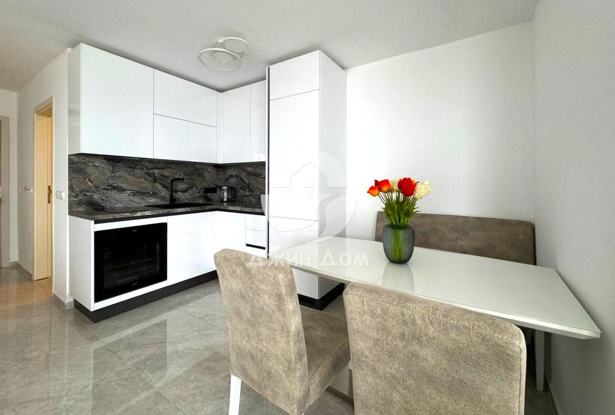 Двустаен апартамент с ГЛЕДКА МОРЕ в к-с „Милениум 2“, гр. Свети Влас - 0