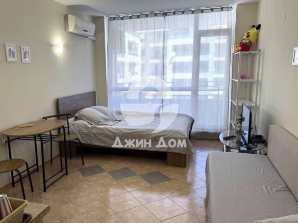 Едностаен апартамент в НИСКА ТАКСА в к-с Сънсет Бийч 2, к.к. Сл. бряг - 0