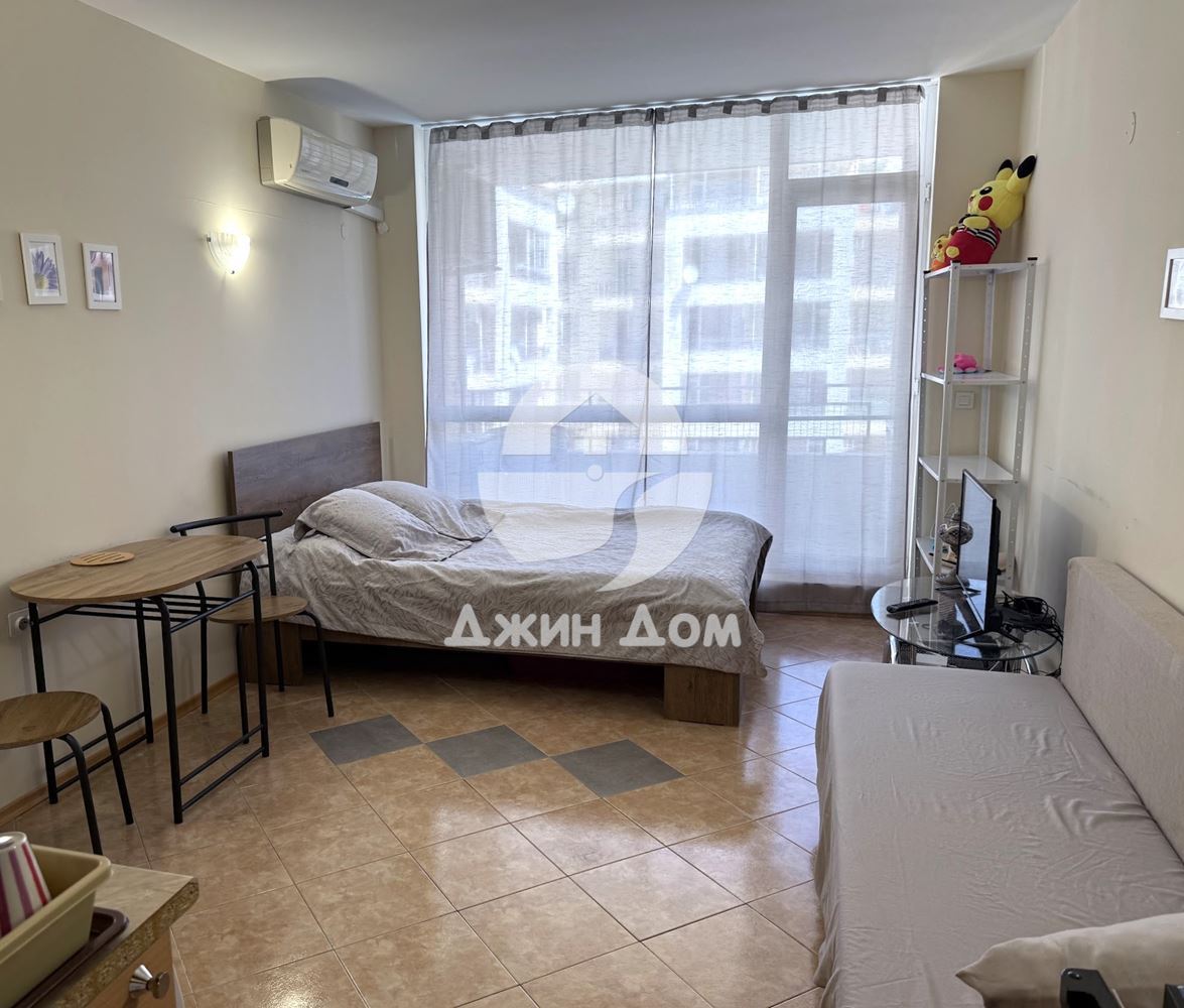 Едностаен апартамент в НИСКА ТАКСА в к-с Сънсет Бийч 2, к.к. Сл. бряг - 0