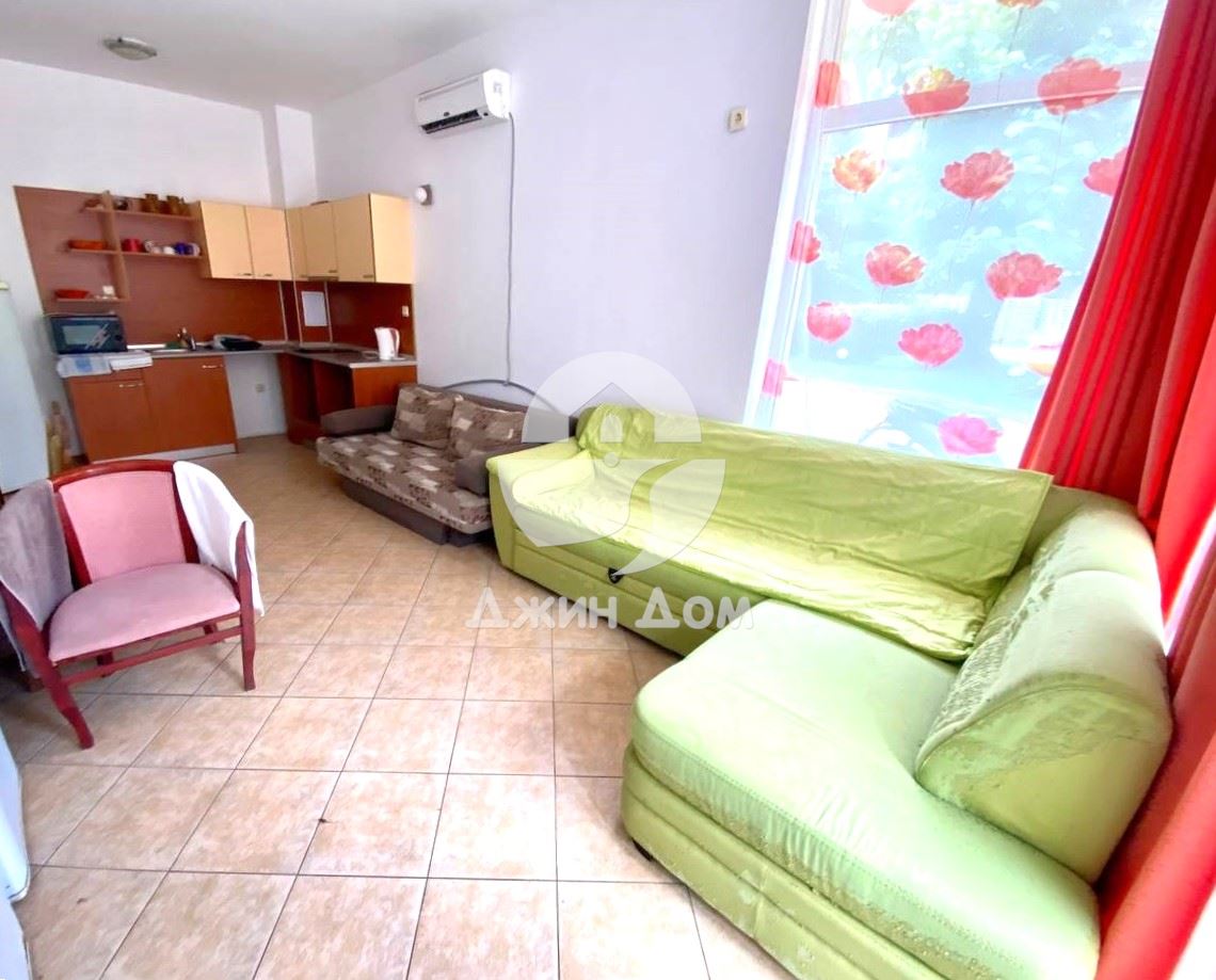 Просторен тристаен апартамент в к-с „Гранд Камелия“, к.к. Слънчев бряг - 0