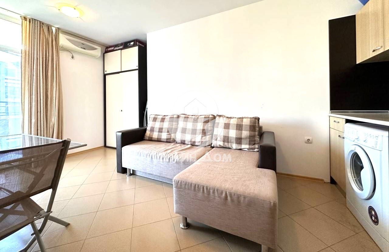 Двустаен апартамент в к-с „Гранд Камелия“, к.к. Слънчев бряг - 0