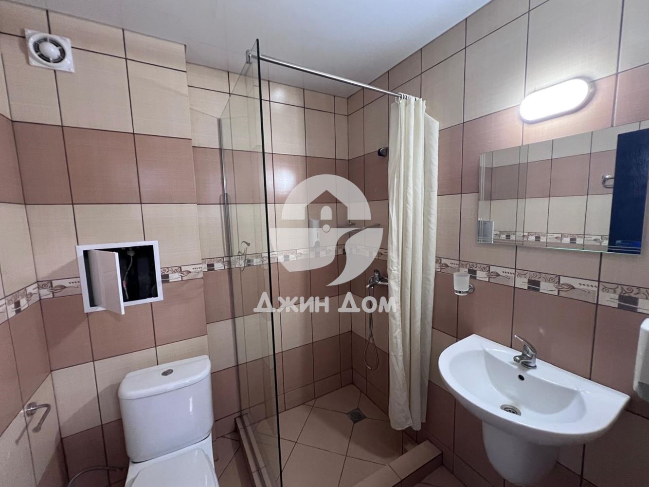 Просторен двустаен апартамент в к-с „Гардения Хилс“, с. Кошарица - 0