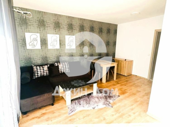 Просторен двустаен апартамент в к-с Съни Дей 6, к.к. Слънчев бряг - 0