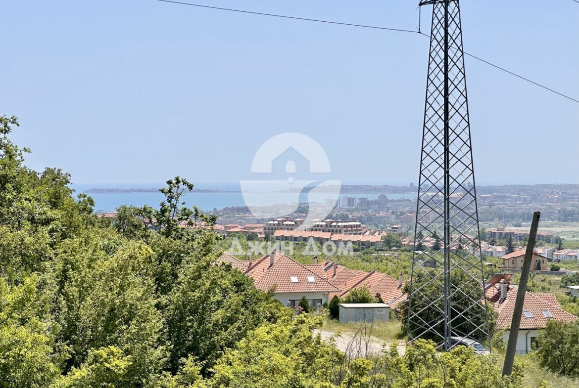 Двуетажна къща с ГЛЕДКА МОРЕ в с. Кошарица - 0