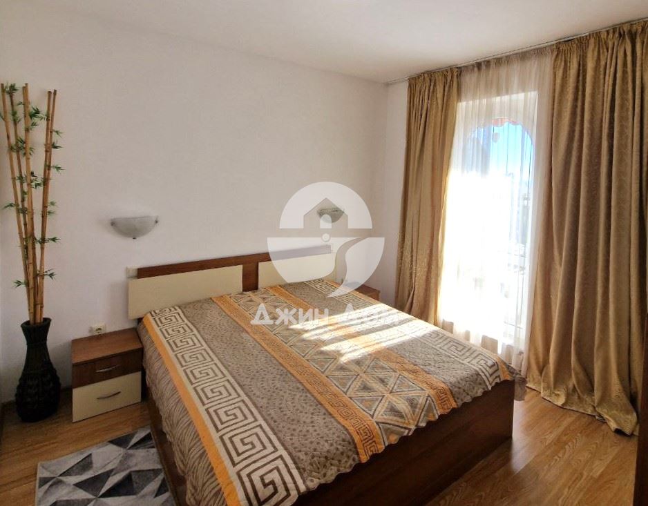 Двустаен апартамент с ГЛЕДКА МОРЕ и ПЛАНИНА в к-с Роял Палм, Св. Влас - 0