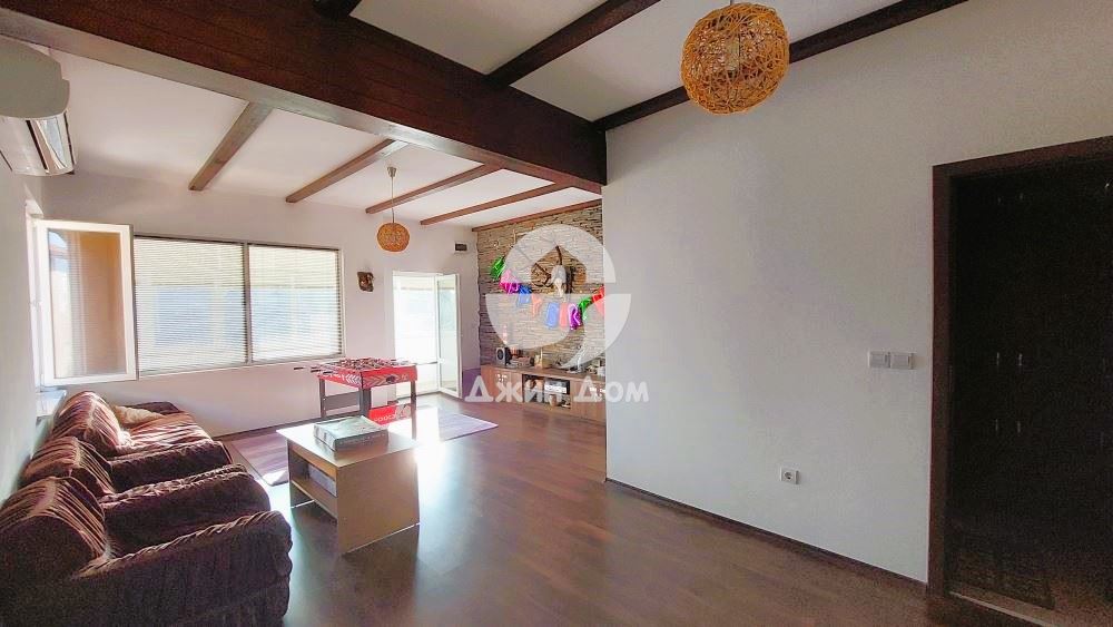 Предлагаме обзаведена къща в ж.к. Меден Рудник, гр. Бургас - 0