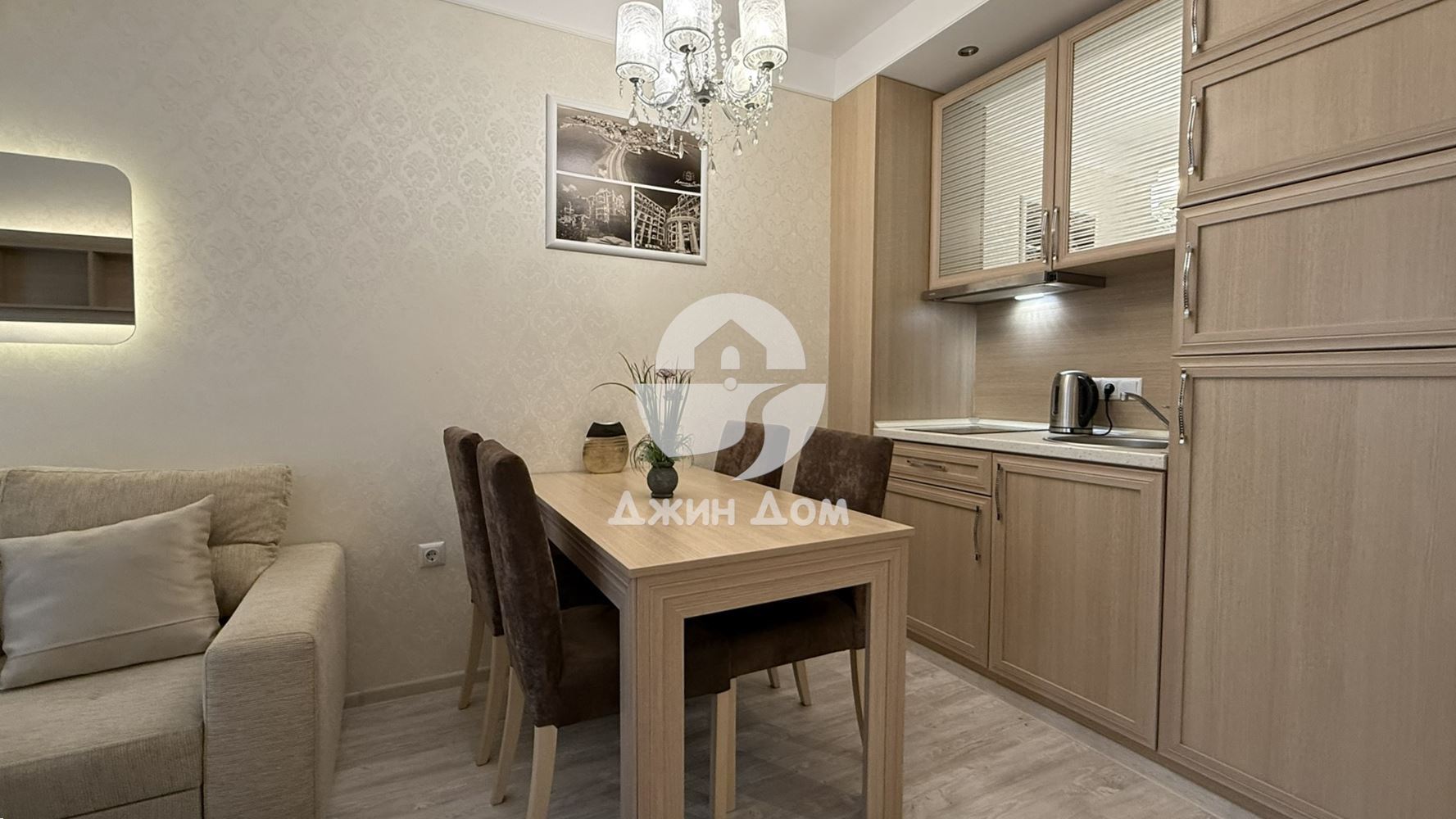 Обзаведен двустаен апартамент в к-с Хармони Сюитс 20, гр. Свети Влас - 0