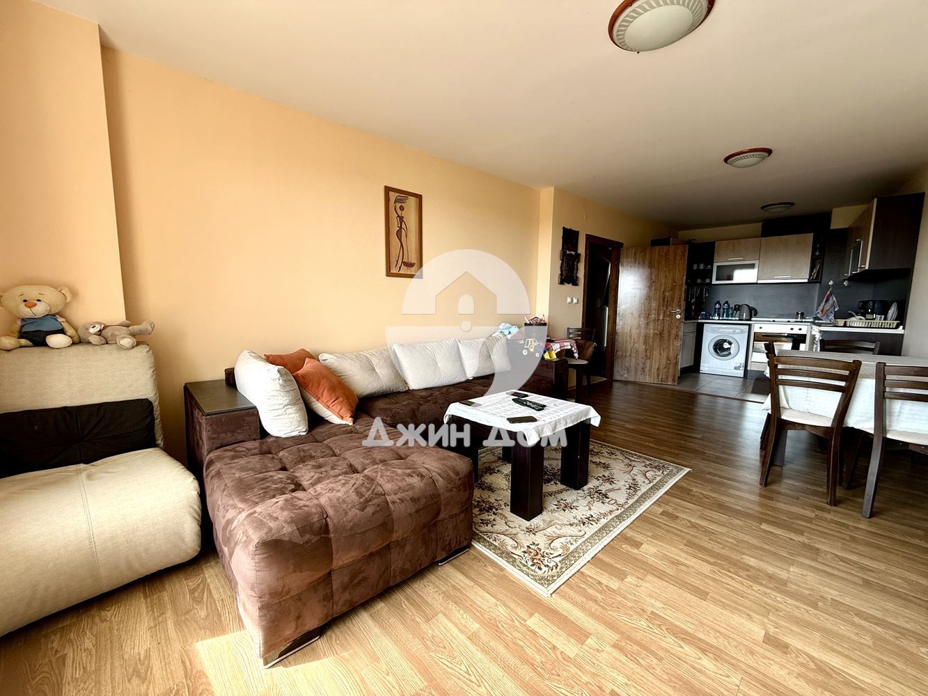 Двустаен апартамент с НИСКА ТАКСА в к-с Джоли, гр. Несебър - 0