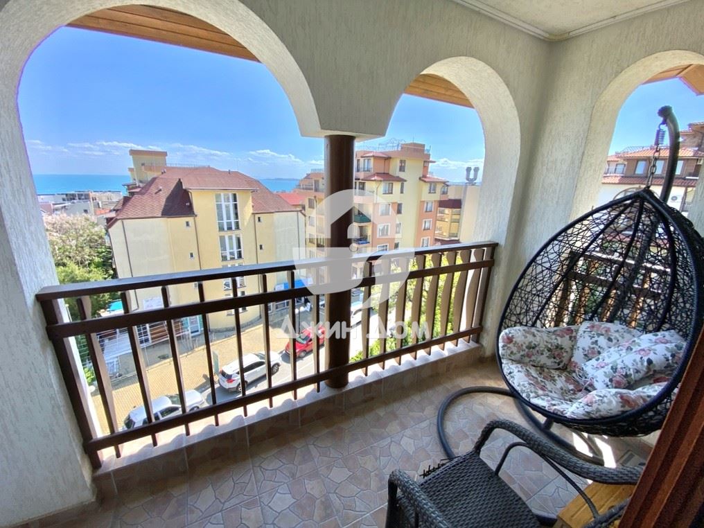 Четиристаен апартамент с ГЛЕДКА МОРЕ в к-с Олимп, гр. Свети Влас - 0