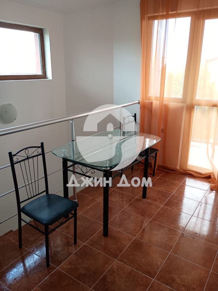 Двуетажна къща с двор в с. Александрово, общ. Поморие - 0