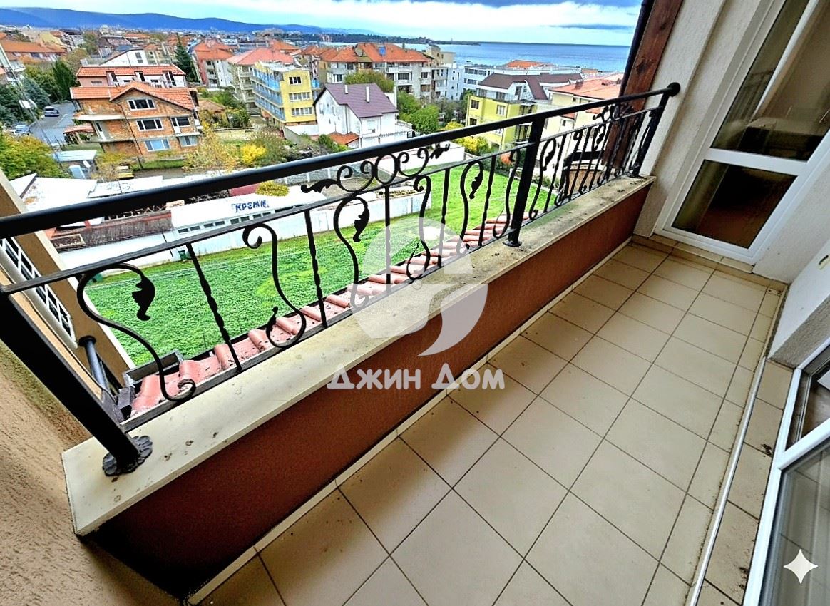 Двустаен апартамент с ГЛЕДКА МОРЕ в к-с Лайфстайл 3, с. Равда - 0