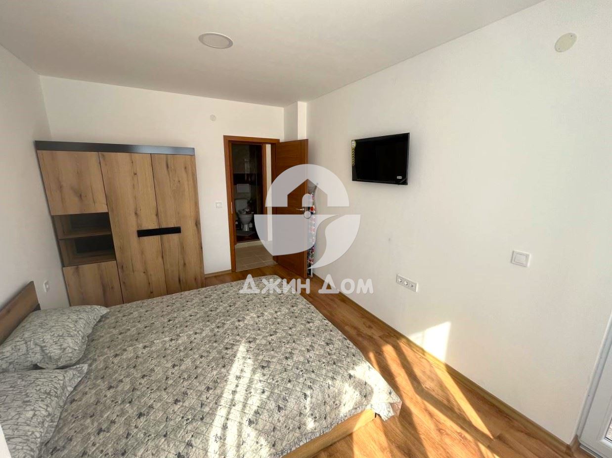 Просторен двустаен апартамент в к-с Несебър Форт Клуб, Слънчев бряг - 0