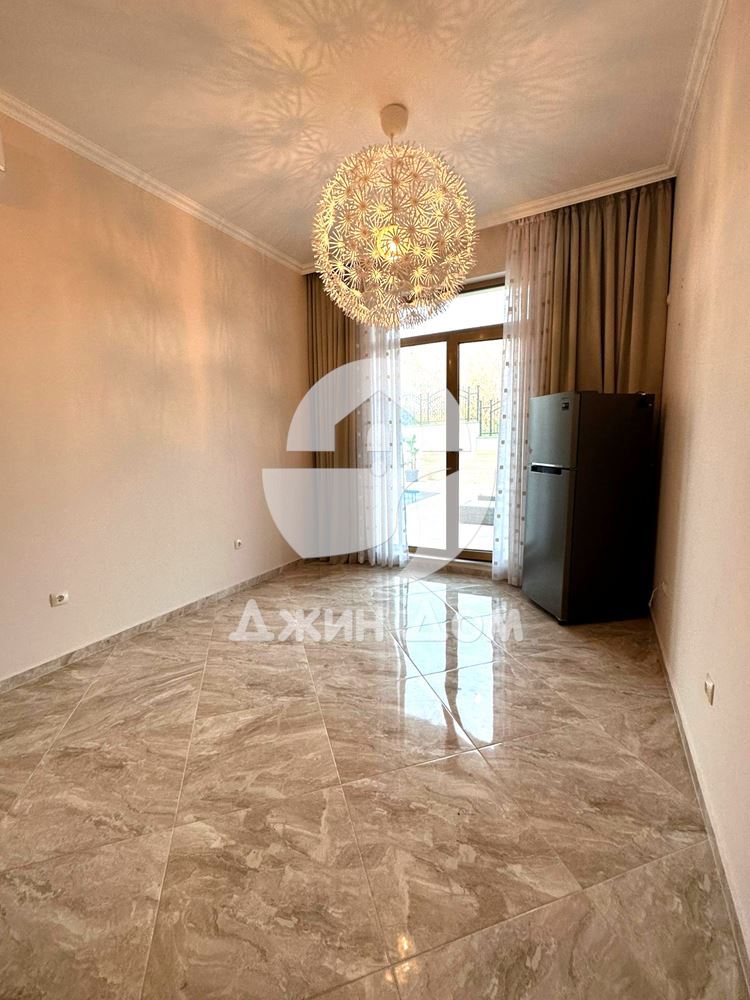 Полуобзаведен двустаен апартамент в к-с Вила Флоренция, гр. Свети Влас - 0