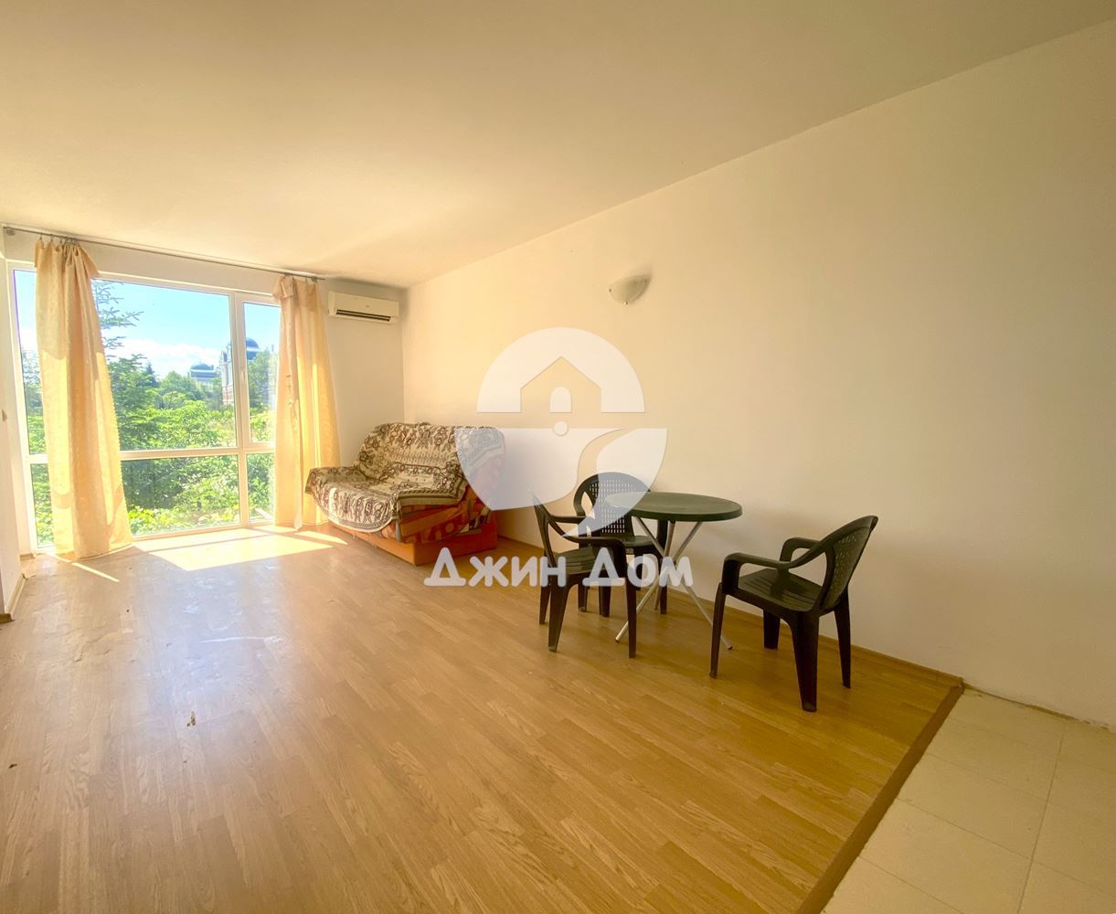 Двустаен апартамент с ГЛЕДКА МОРЕ в к-с Свети Никола, гр. Свети Влас - 0