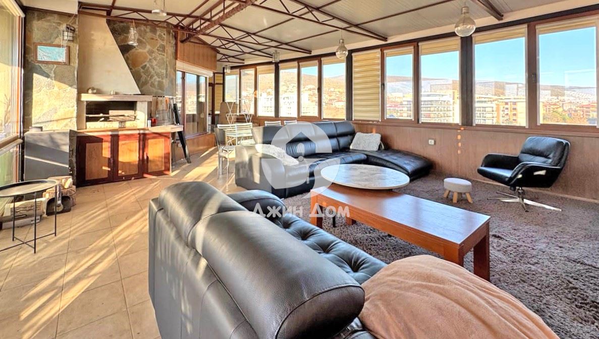 Просторен двустаен апартамент в к-с „Антония“, гр. Свети Влас - 0