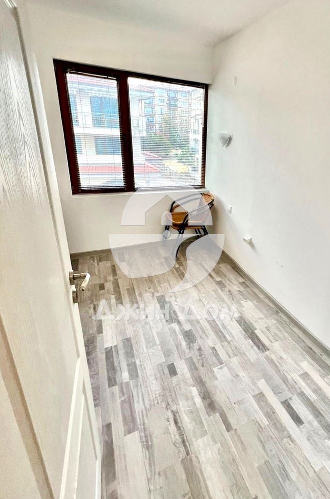 Тристаен апартамент с НИСКА ТАКСА в к-с „Виста дел Мар“, с. Равда - 0