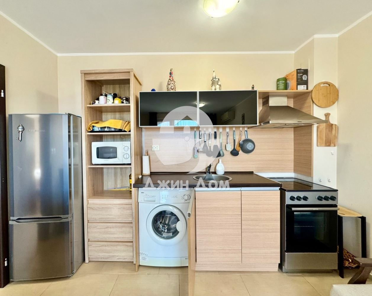 Просторен двустаен апартамент в к-с Хармони Сюитс 1, к.к. Слънчев бряг - 0