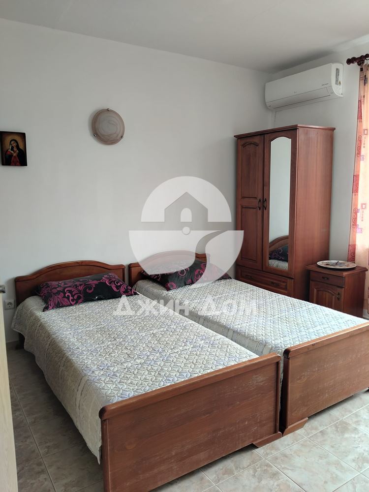 Двустаен апартамент в жилищна сграда с ПАНОРАМА МОРЕ, гр. Свети Влас - 0