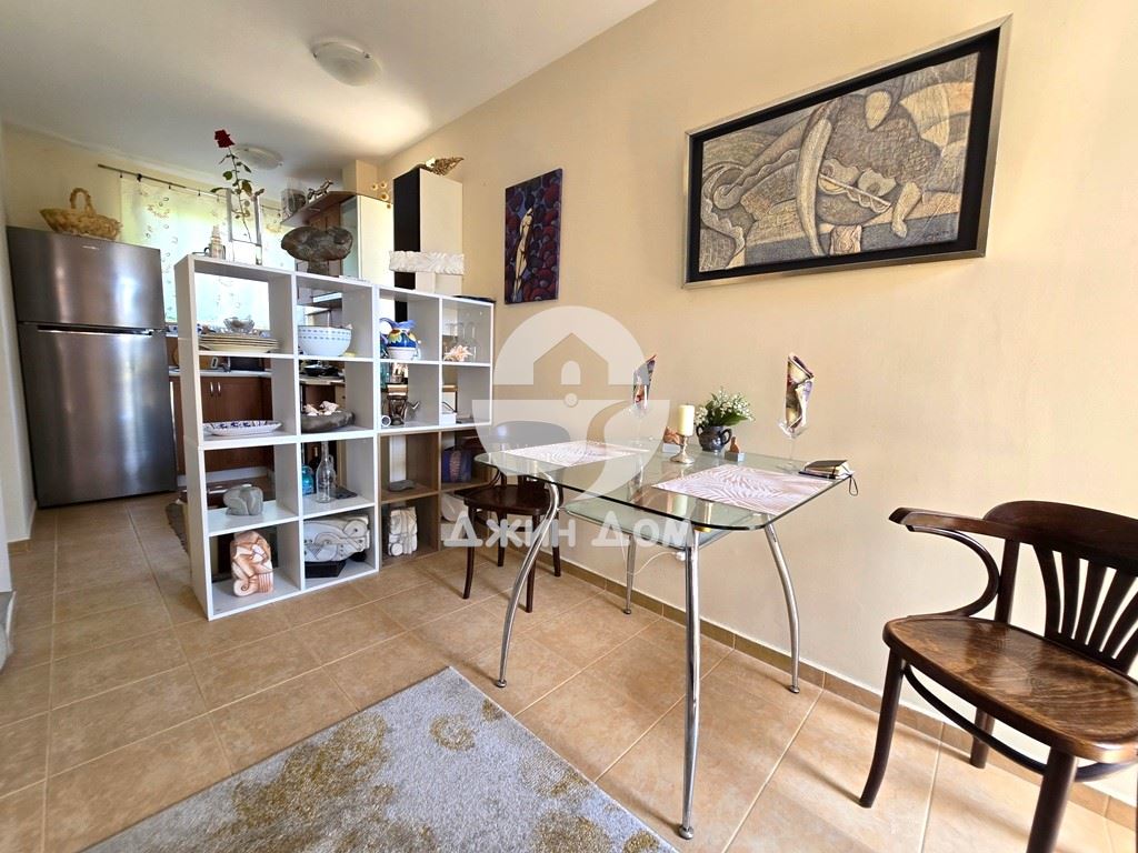 Двуетажна къща с ГЛЕДКА ПЛАНИНА в к-с Алмонд Хил Вилас, с. Кошарица - 0