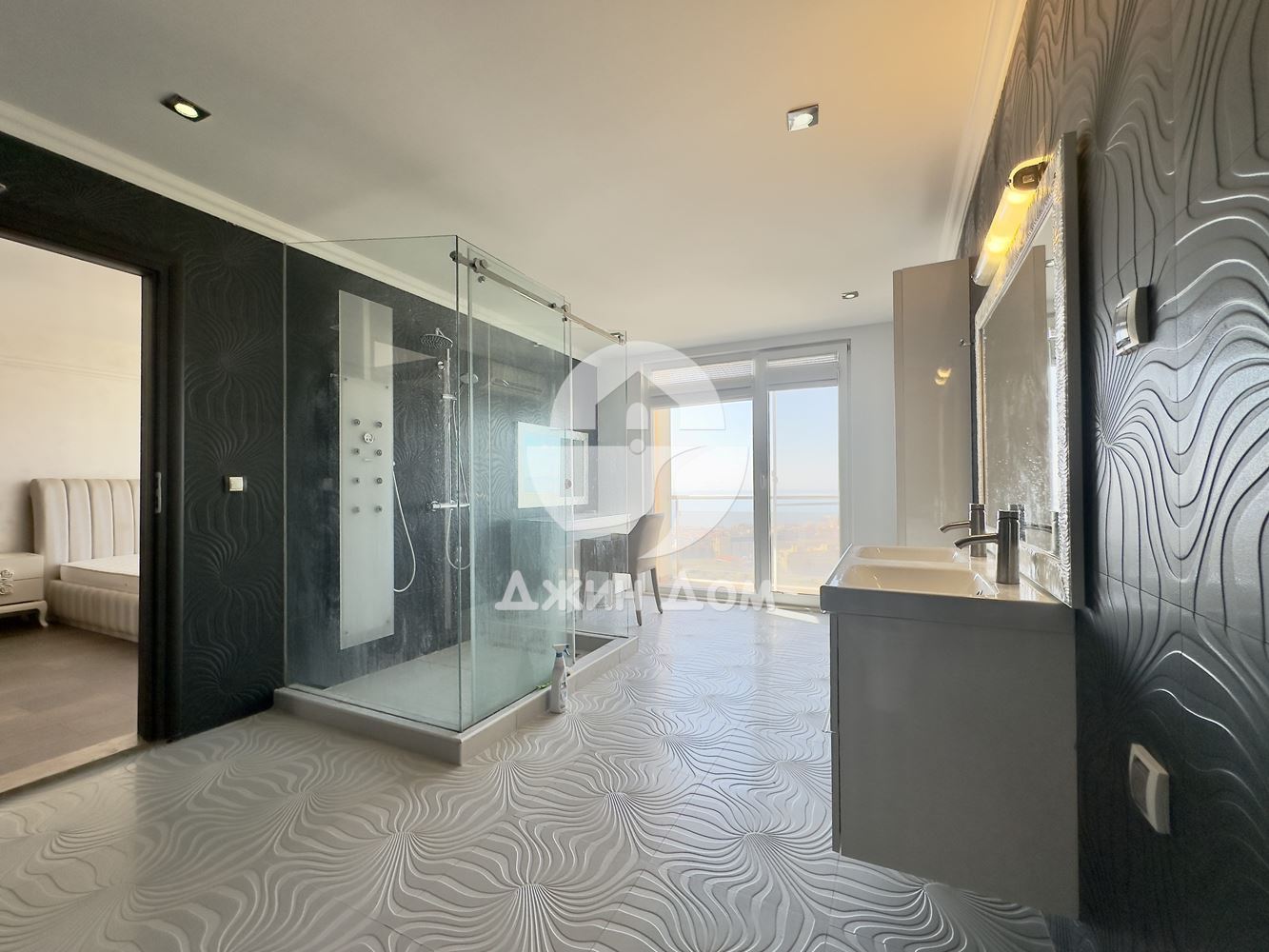 Пентхаус с ПАНОРАМА МОРЕ в к-с Орхидея Резиденс, гр. Свети Влас - 0