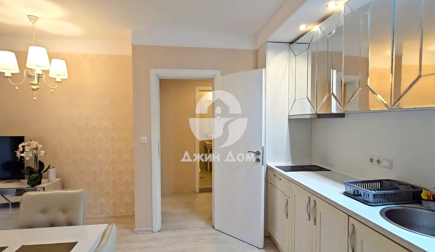 Многостаен апартамент в к-с Хармони Сюитс Монте Карло, Слънчев Бряг - 0